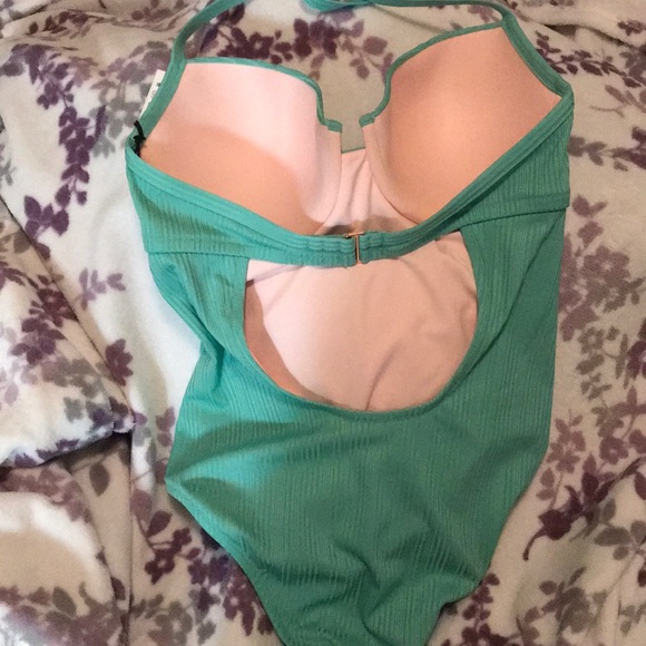 Mint green Shade & Shore one piece bathing suit - Picture 5 of 5